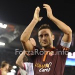 totti_applaude-300x199.jpg