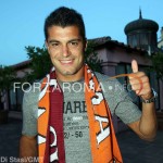 Roma 22-06-2015 Iago Falque con la sciarpa della Roma foto Di Stasi GMT