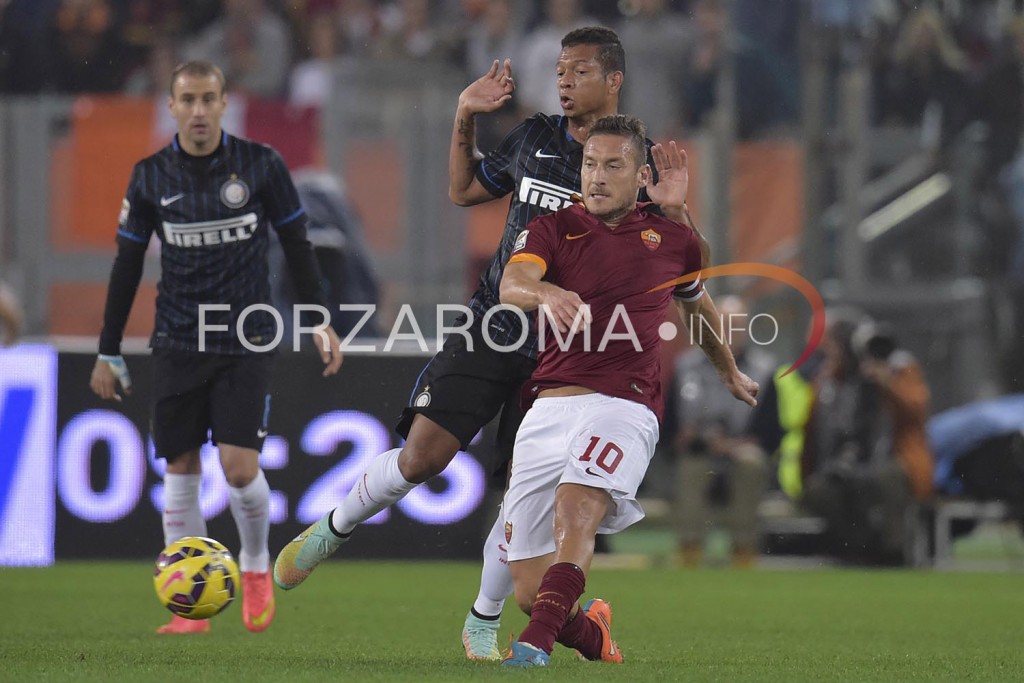 totti_guarin_roma_inter30112014-7.jpg