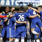2846413300000578-3066184-Chelsea_players_celebrate_at_the_full_time_whistle_after_winning-a-12_1430666685258.jpg
