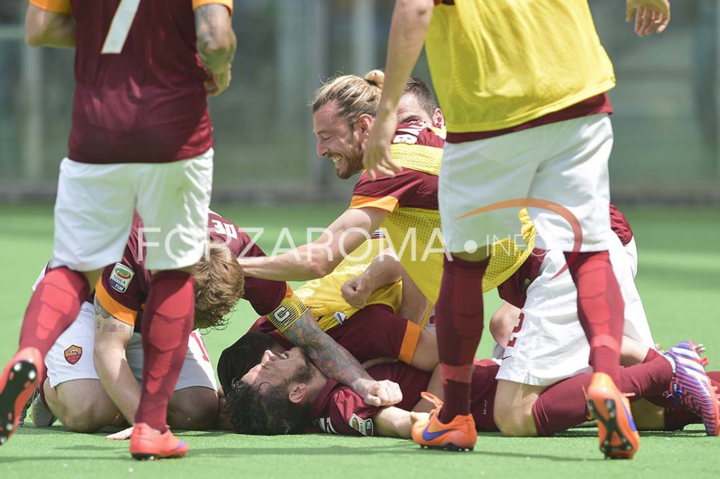 roma_genoa03052015-24.jpg