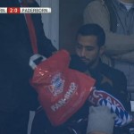 benatia-tribuna-bayern-paderborn.jpg