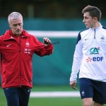 didier-deschamps-et-le-defenseur-lucas-digne-durant-un_906378