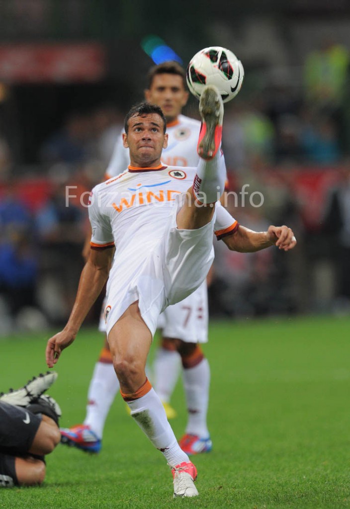 inter_roma02092012-10.jpg