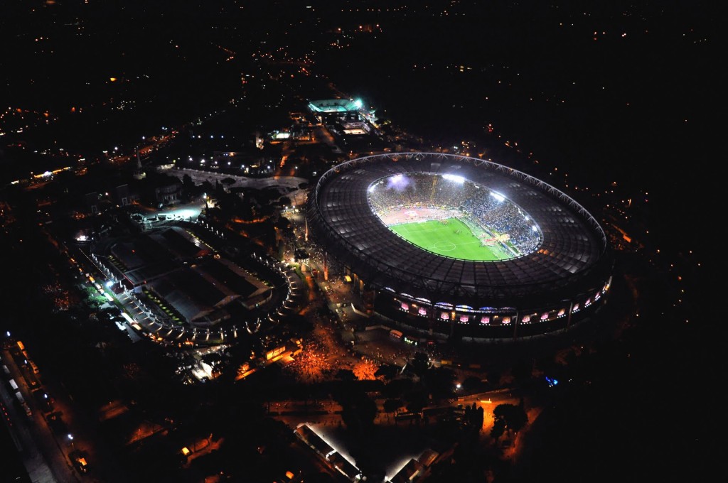 Roma-Stadio-Olimpico-di-notte.jpg