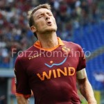 Totti_Deluso_roma_bologna16092012-3-300x260.jpg