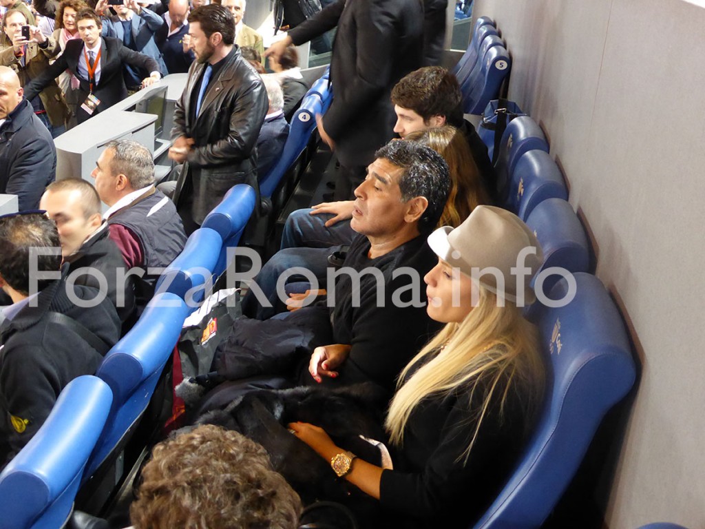 maradona_olimpico-2.jpg