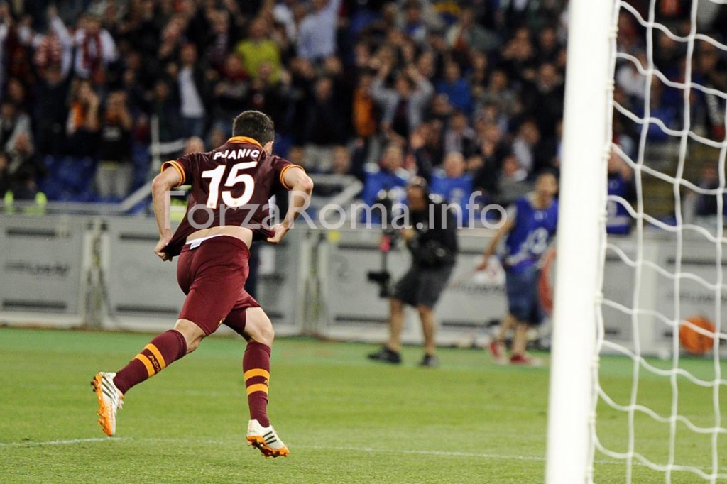 roma_milan25042014-2.jpg