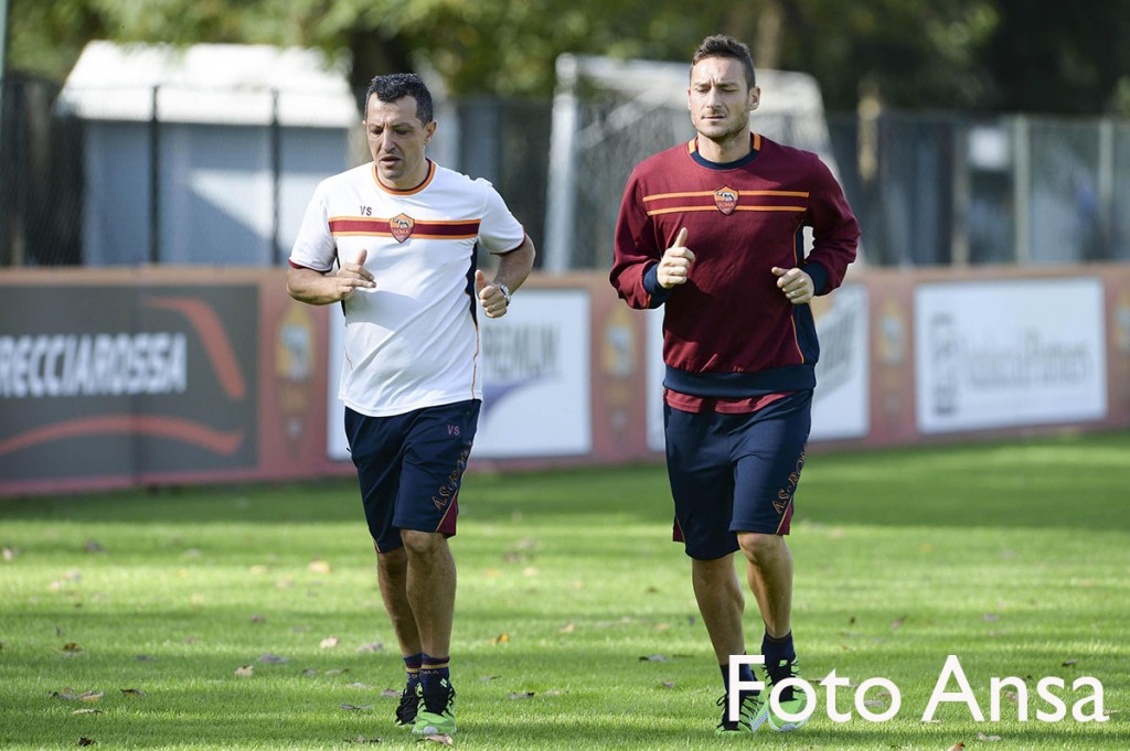 Soccer: AS Roma's training session