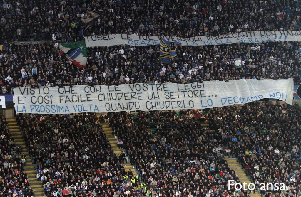 Calcio: curva Inter a Tosel, 'grazie per bella serata'