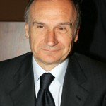 petrucci1_999d8c.jpg