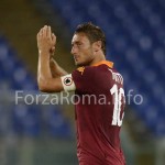 totti_applausi.jpg