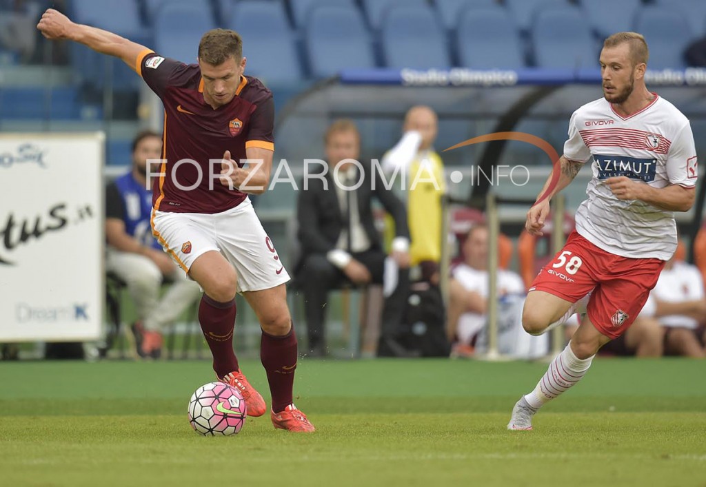 dzeko_carpi_FR