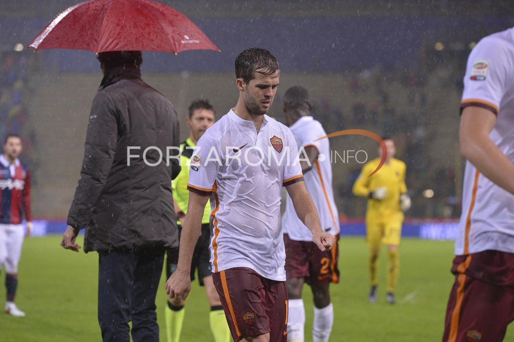 pjanic_bologna_roma21112015_2-8