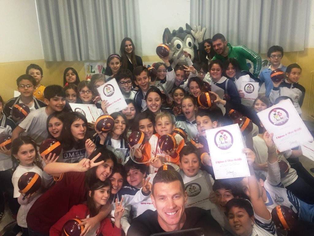 dzeko scuola di tifo