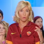 giornalista maglia totti