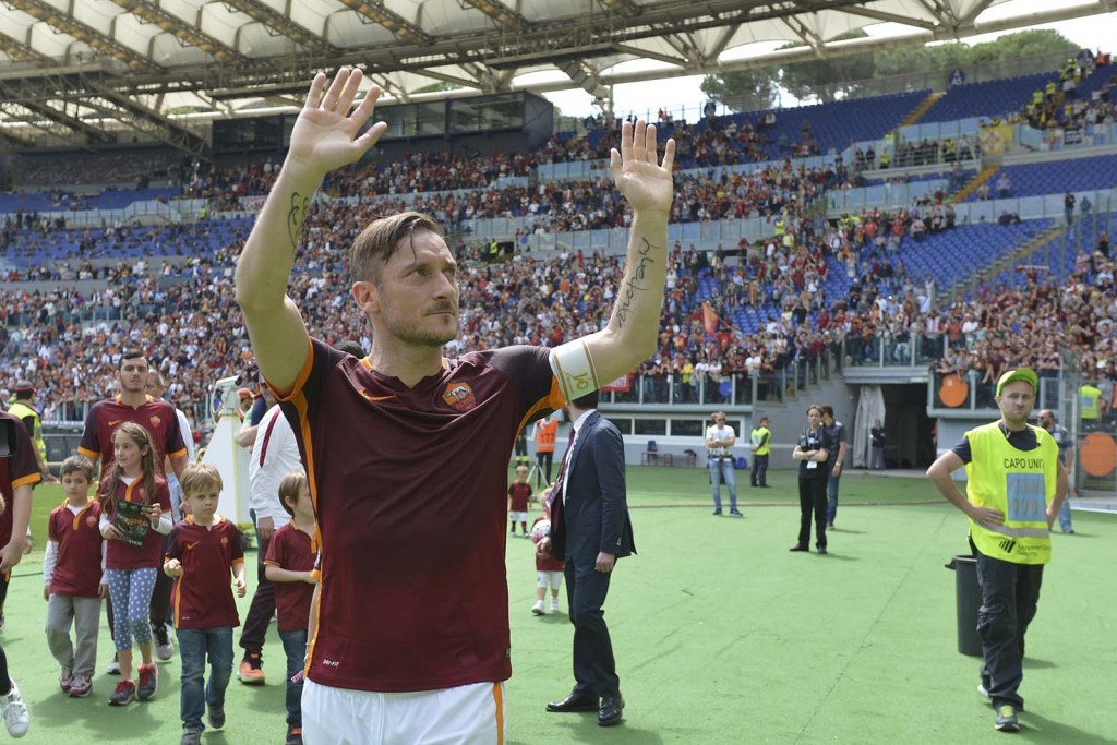 totti_roma_chievo08052016_2-10