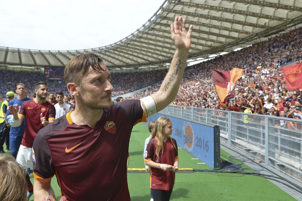 totti_roma_chievo08052016_2-17