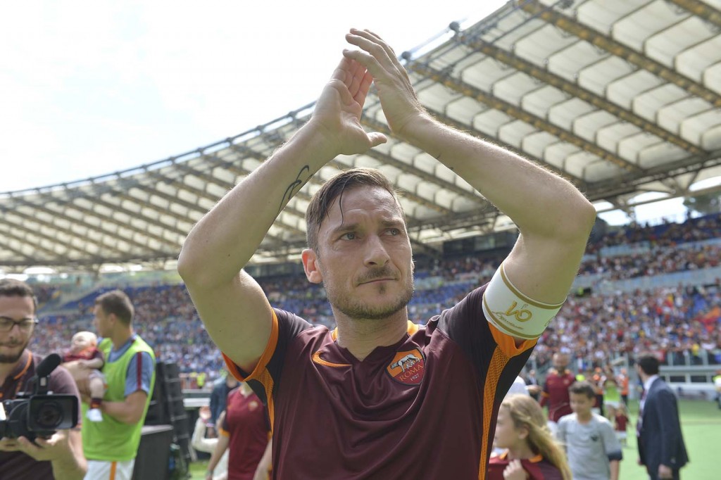 totti_roma_chievo08052016_2-22