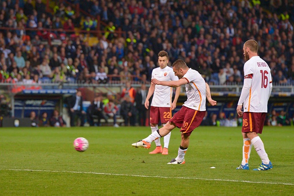 Genoa CFC v AS Roma - Serie A