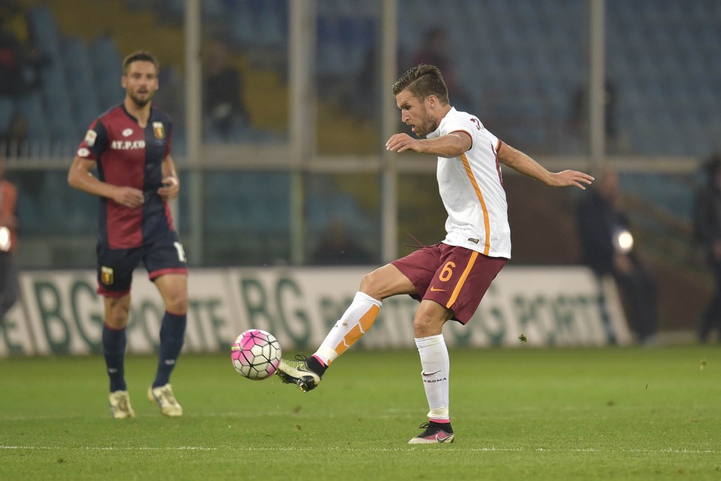 strootman_genoa_roma02052016_2-9