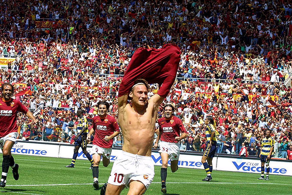 Roma v Parma Totti