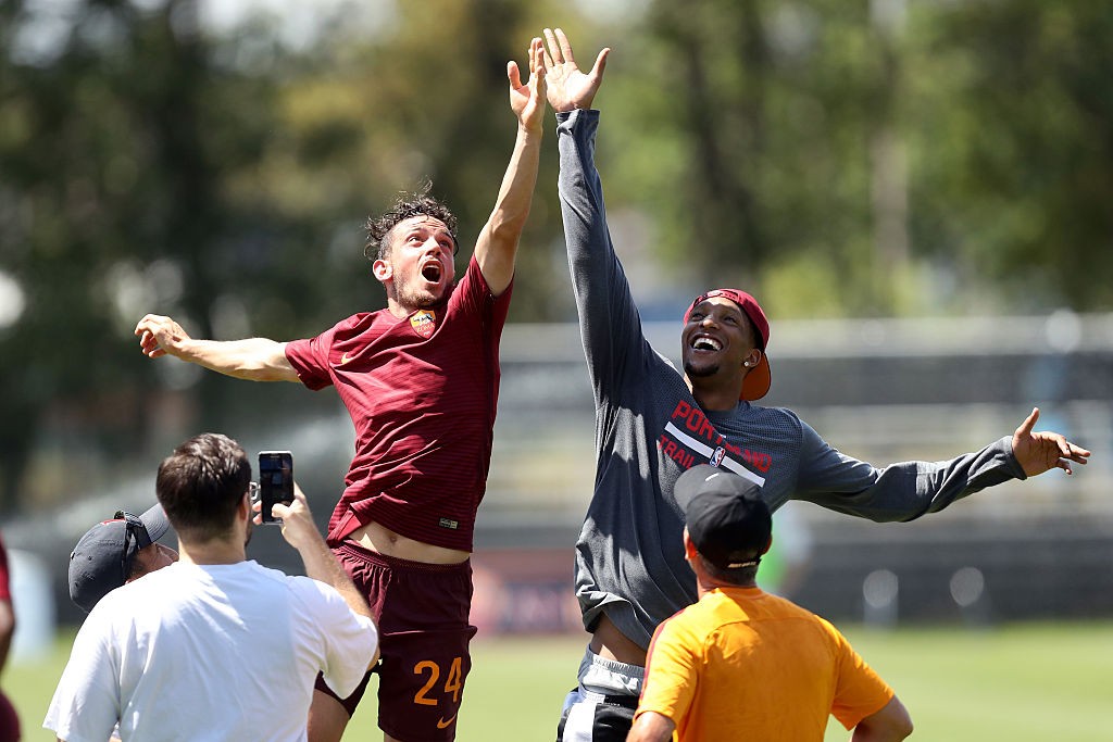 Boston_Amichevole_BostonBots_GlobalPremier evan turner florenzi