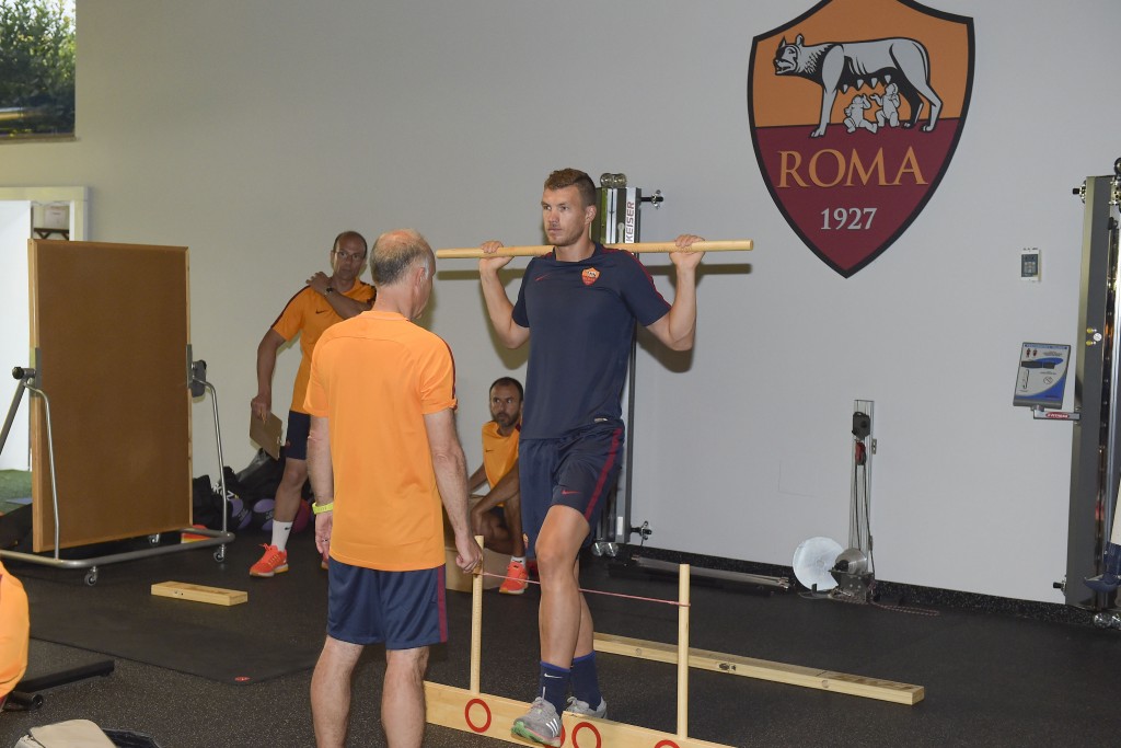 Trigoria_Allenamento_08_07_2016 dzeko