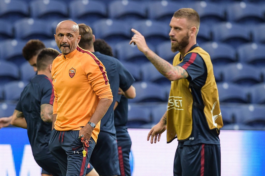 De Rossi Spalletti allenamento_Porto_Roma_DoDragao (2)