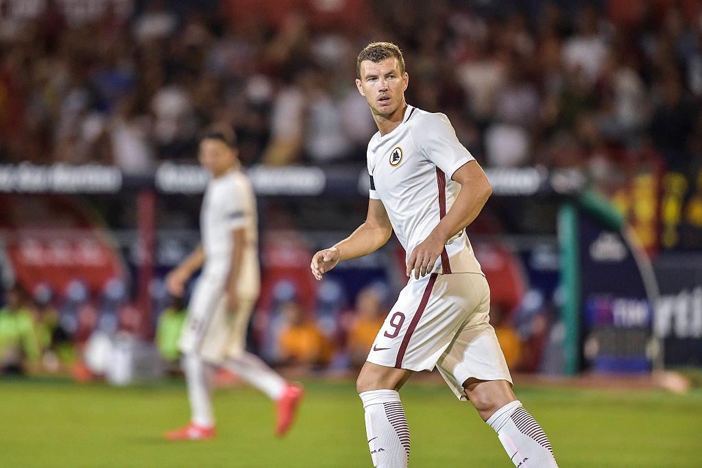 Cagliari Calcio v AS Roma dzeko