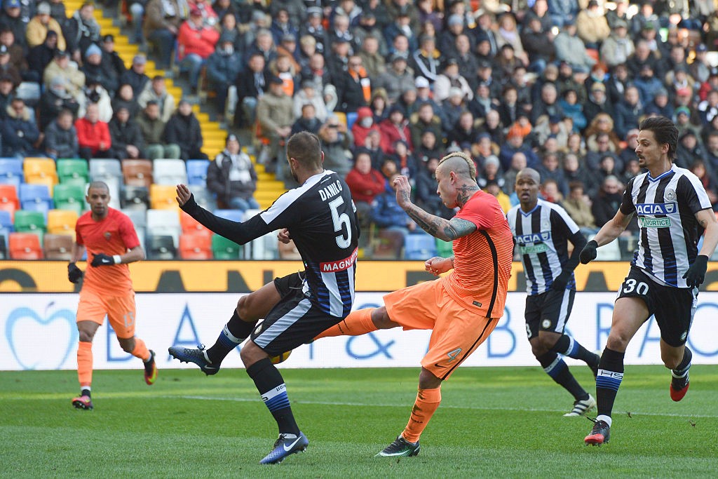nainggolan_udinese_roma15012016_5