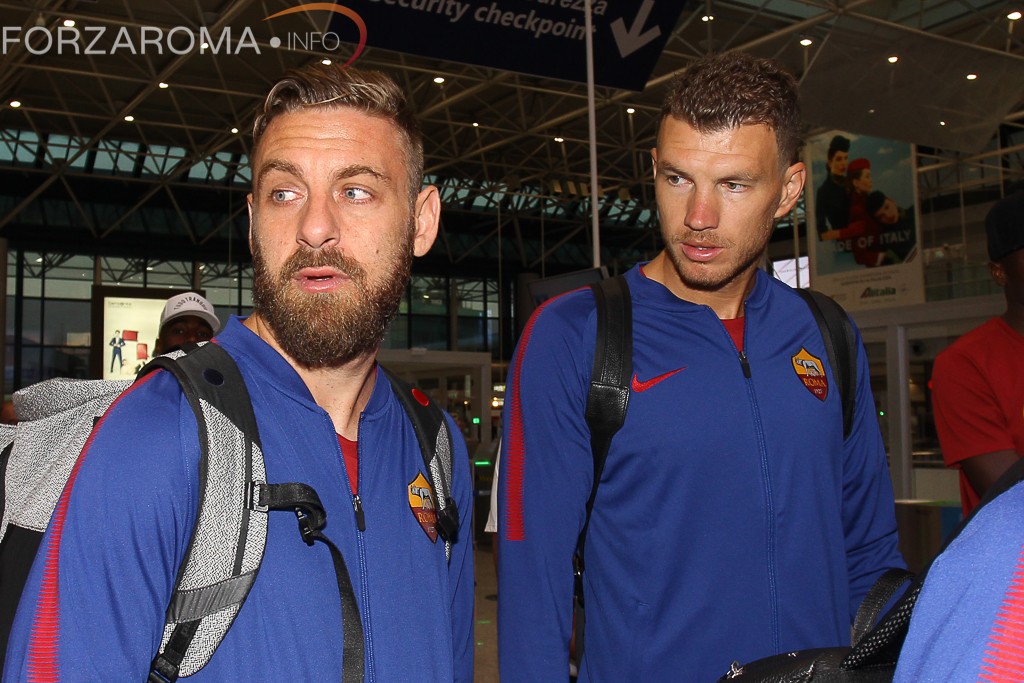 De Rossi Dzeko Aeroporto di Fiumicino                              Partenza della Roma in Usa