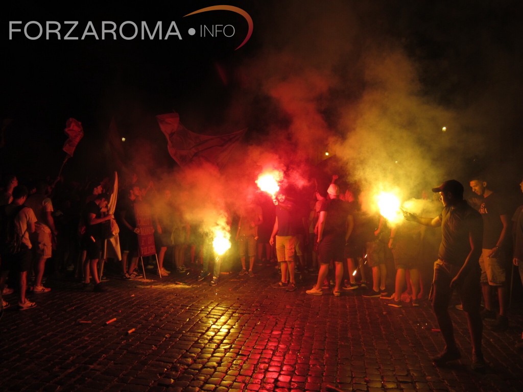 Curva_Sud_Tifosi