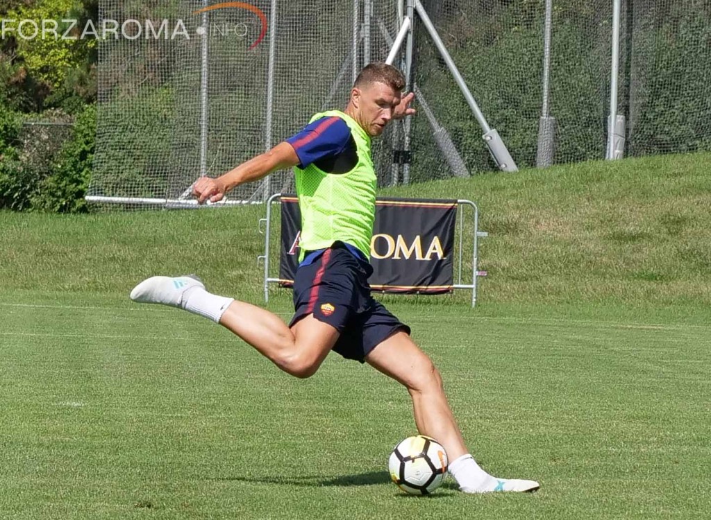 dzeko_allenamento_detroit1707201612