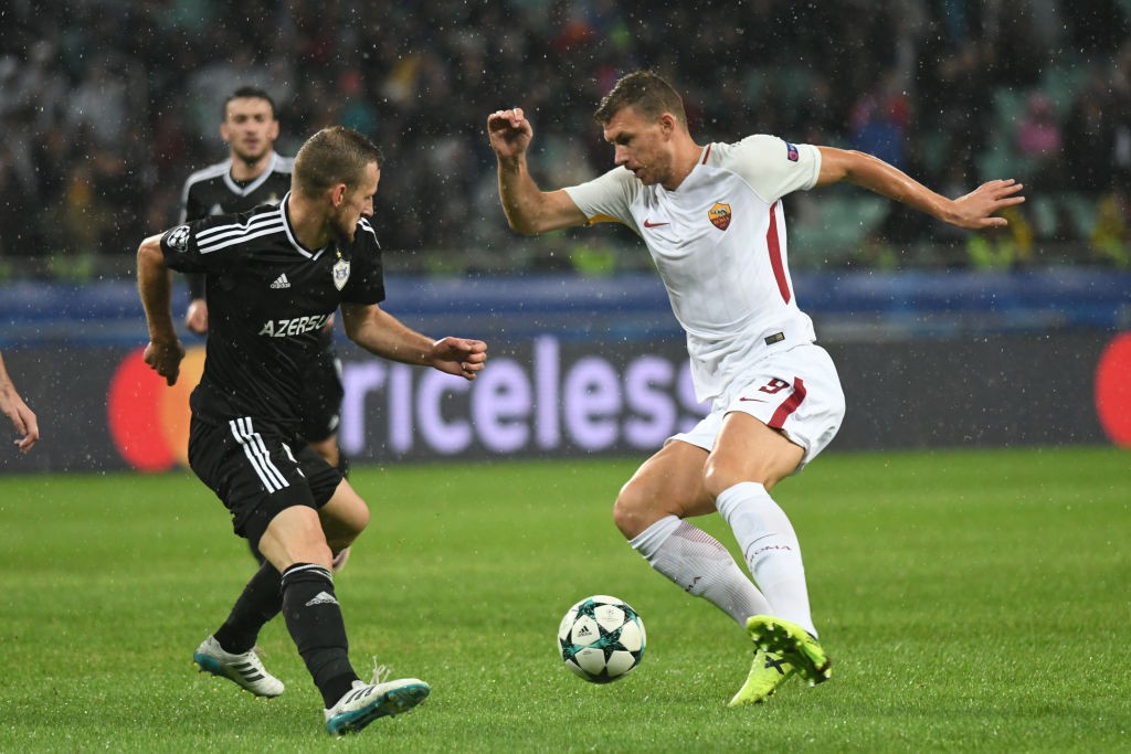 Qarabag Roma Dzeko
