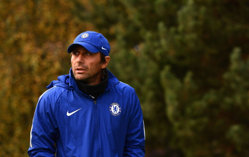 Chelsea Rifinitura Conte 02