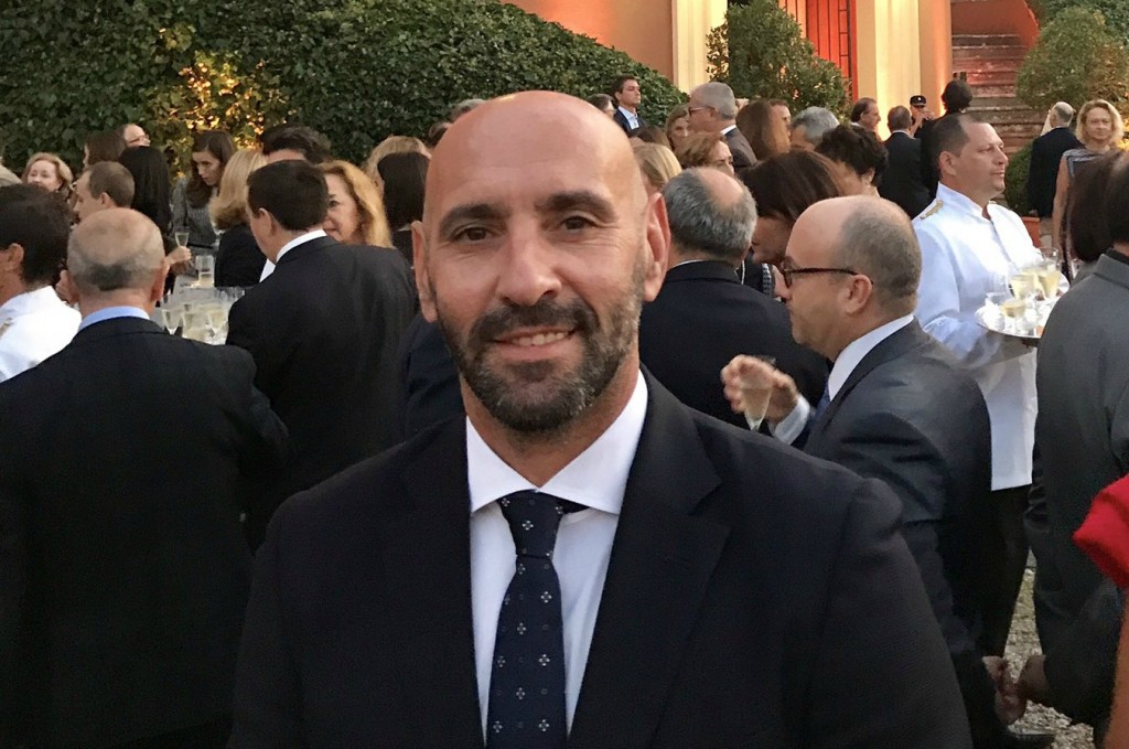 monchi festa spagna ambasciata