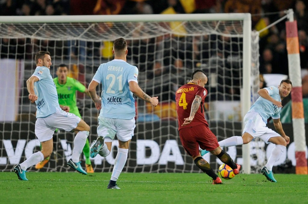 Roma_Lazio_nainggolan