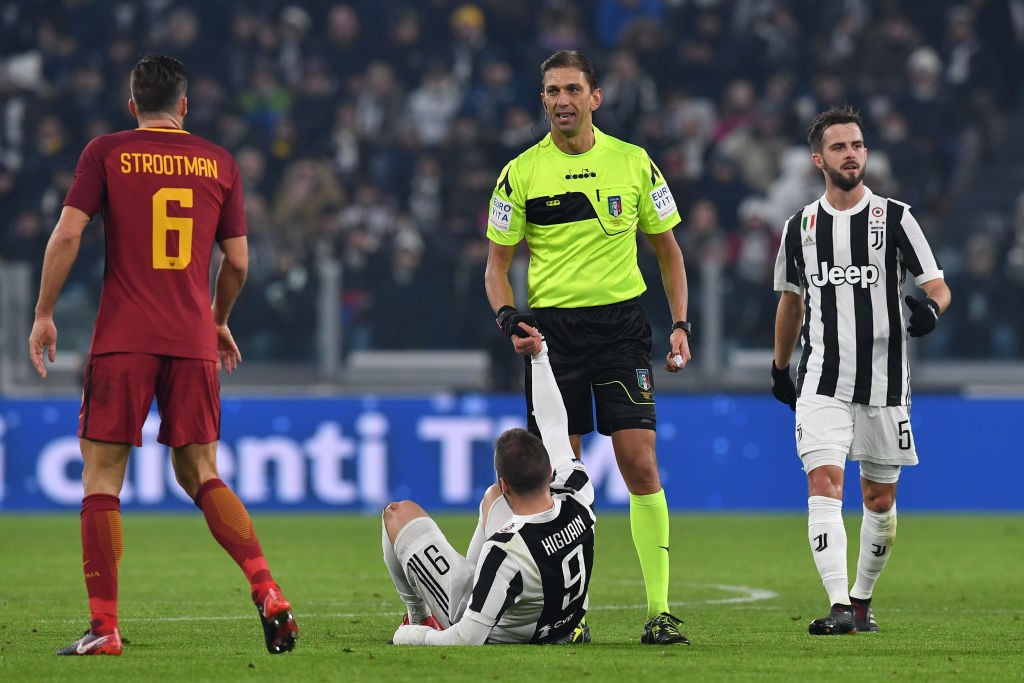 Juventus-Roma Strootman Higuain Tagliavento
