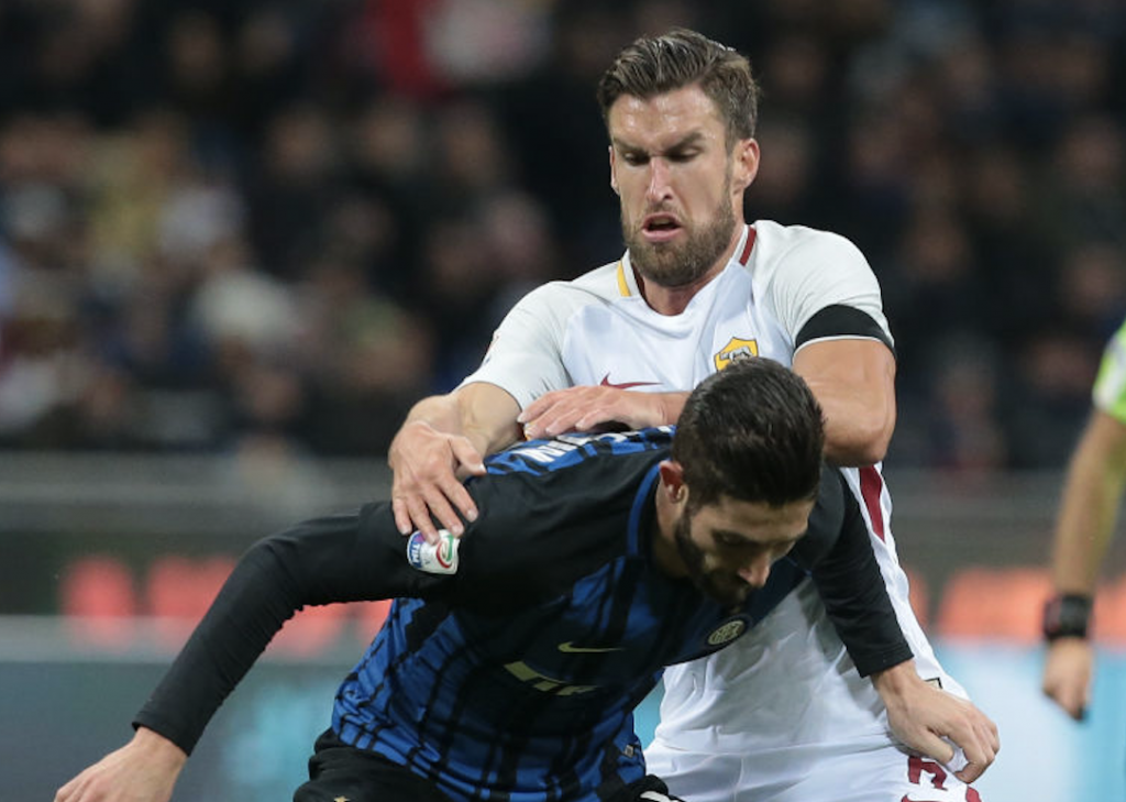 Inter-Roma Strootman 01