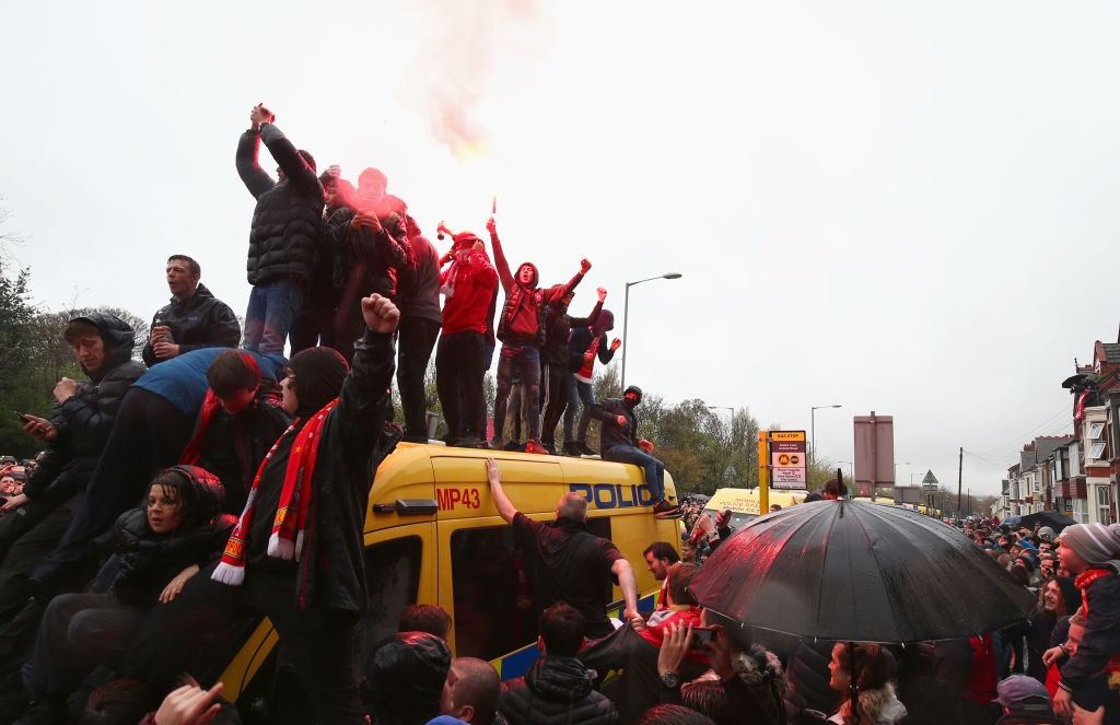 Tifosi_Liverpool_Roma_