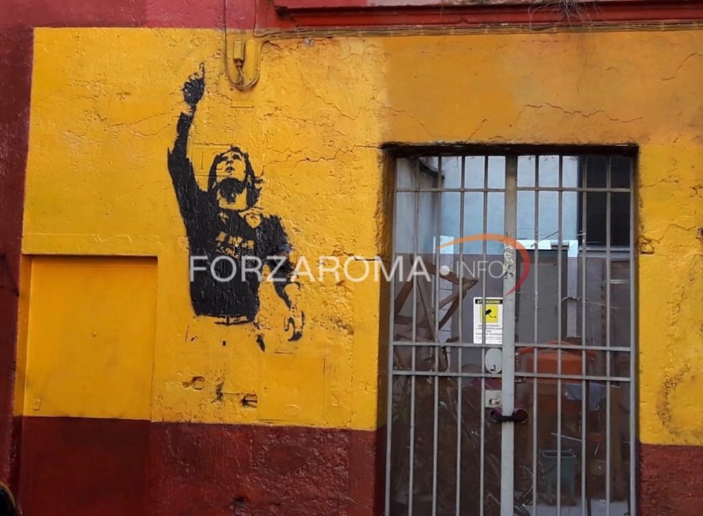 Totti Murale Monti