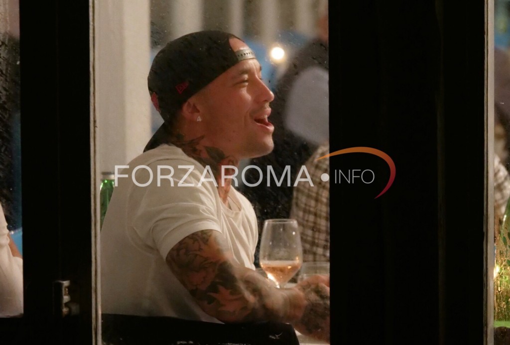 nainggolan-cena-squadra
