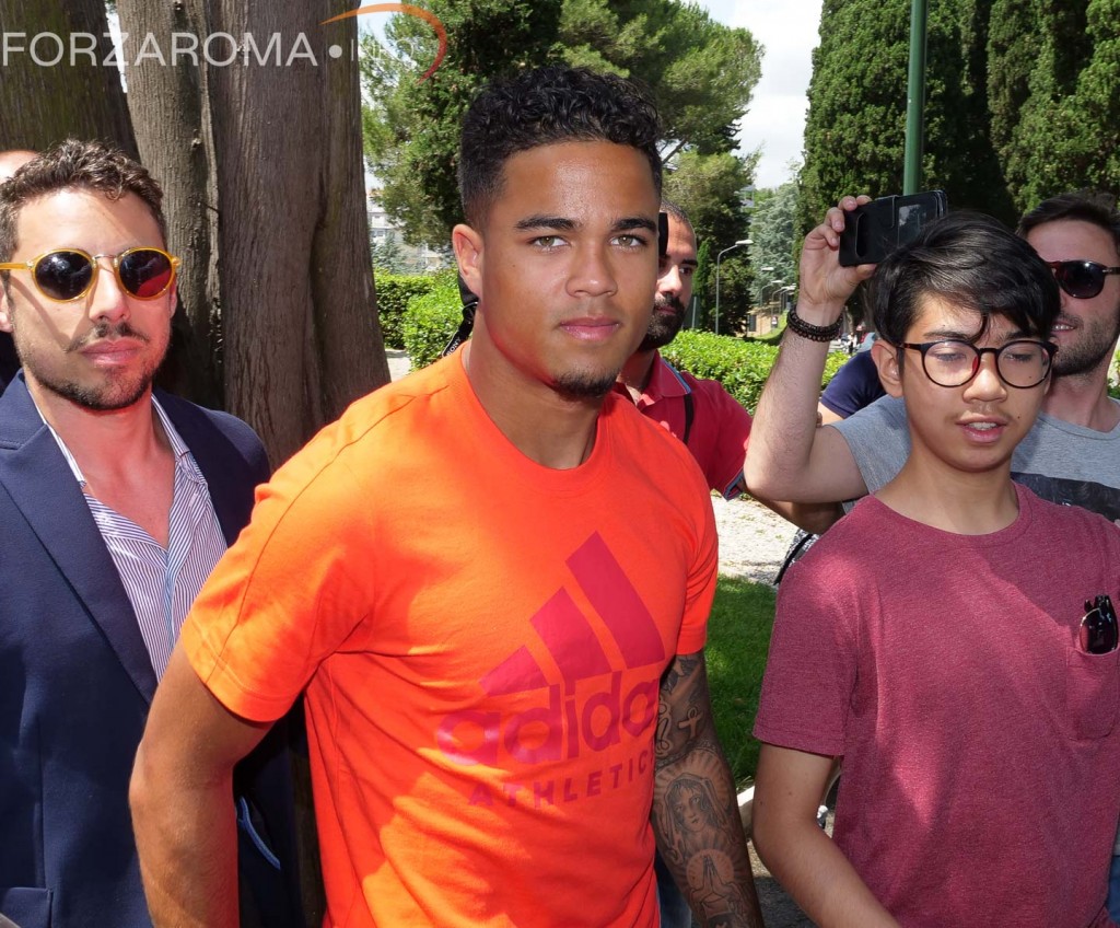 kluivert_villa_stuart6