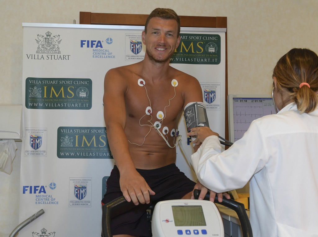 Dzeko_VillaStuart (1)