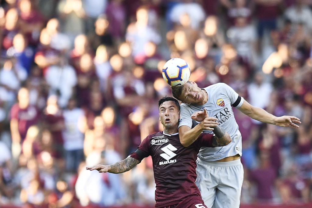 Dzeko Izzo Torino vs Roma - Serie A TIM 2018/2019
