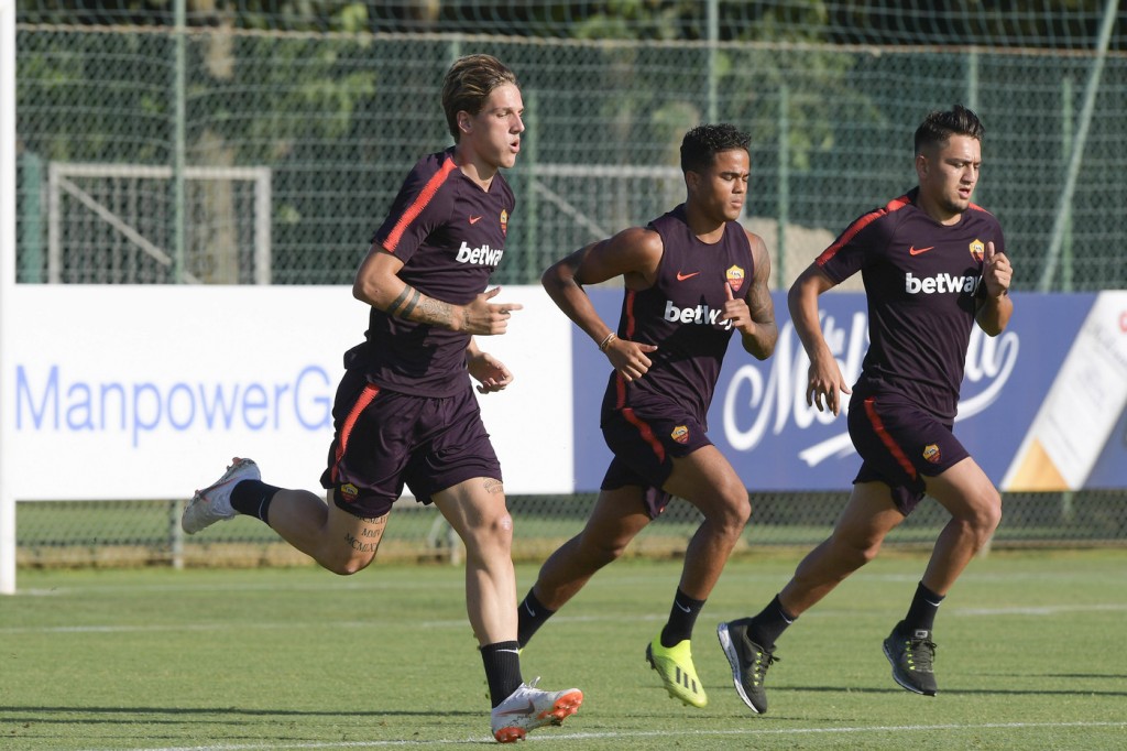 Zaniolo_Allenamento AS Roma a Trigoria