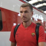 Dzeko L'AS Roma arriva a Milano per la partita contro il Milan
