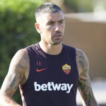 Kolarov - AS Roma - Allenamento a Trigoria