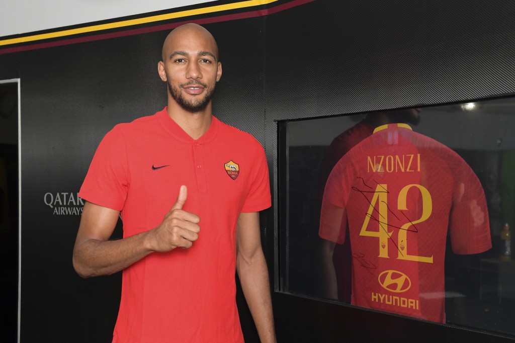 AS Roma, il nuovo giocatore Steven NZonzi arriva a Trigoria